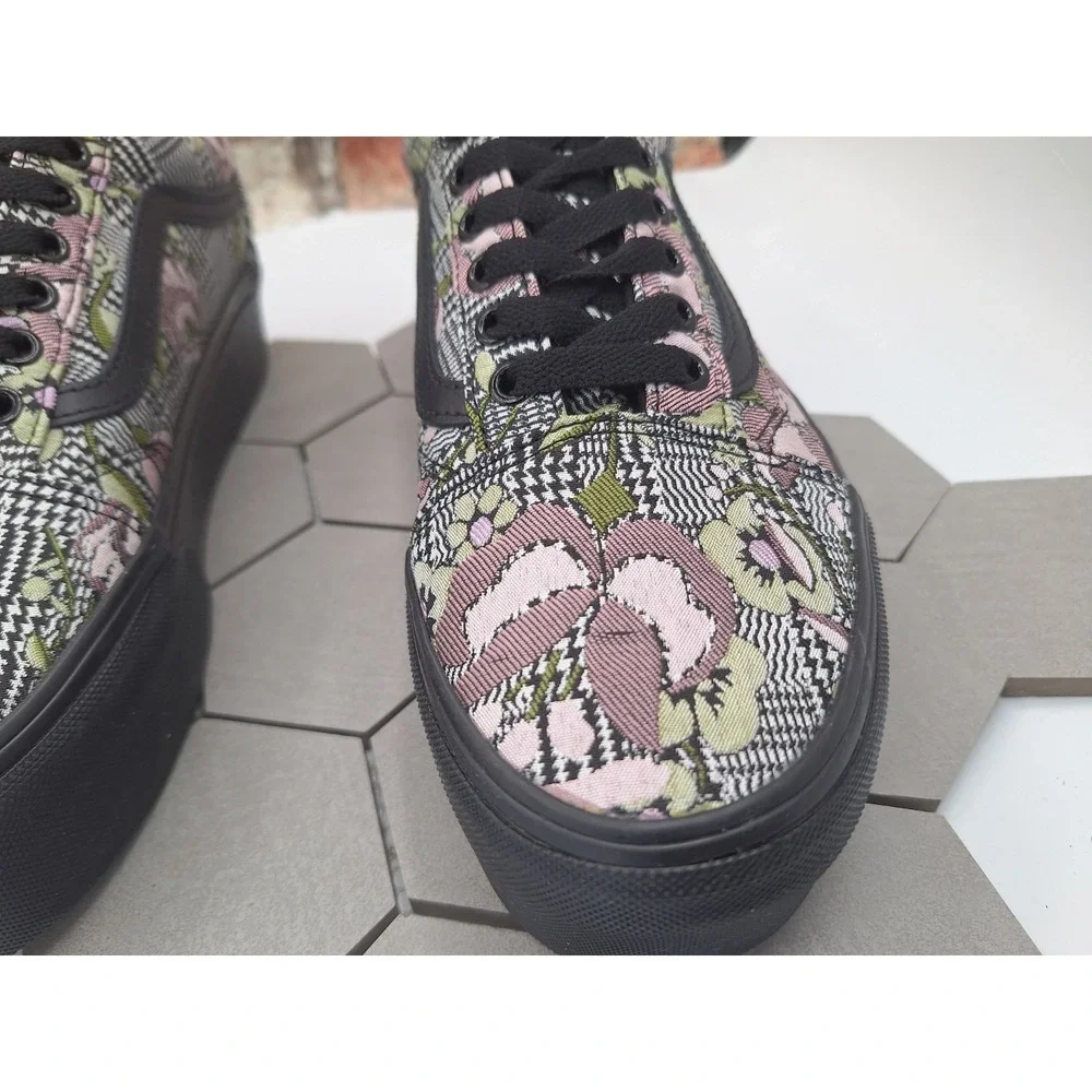 Vans product description